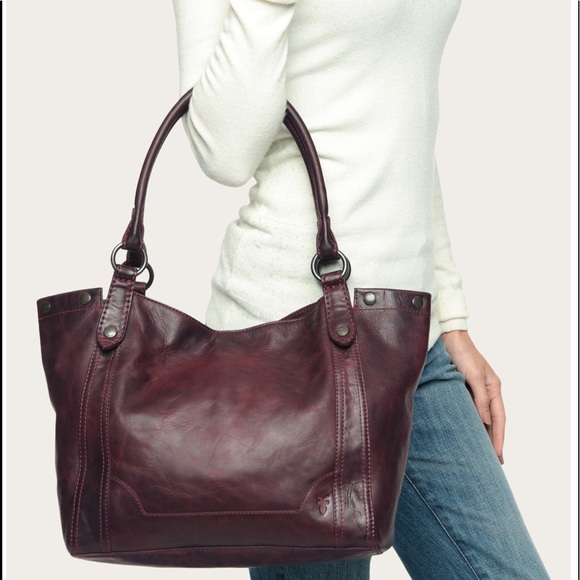 Frye Handbags - Frye Melisa Shoulder Bag in Pine